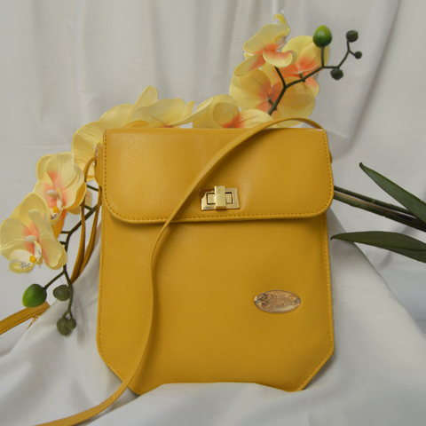 Martha Brae Bucket