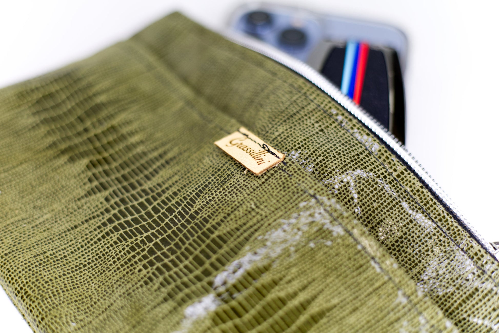 Nine Mile Wristlet green 4