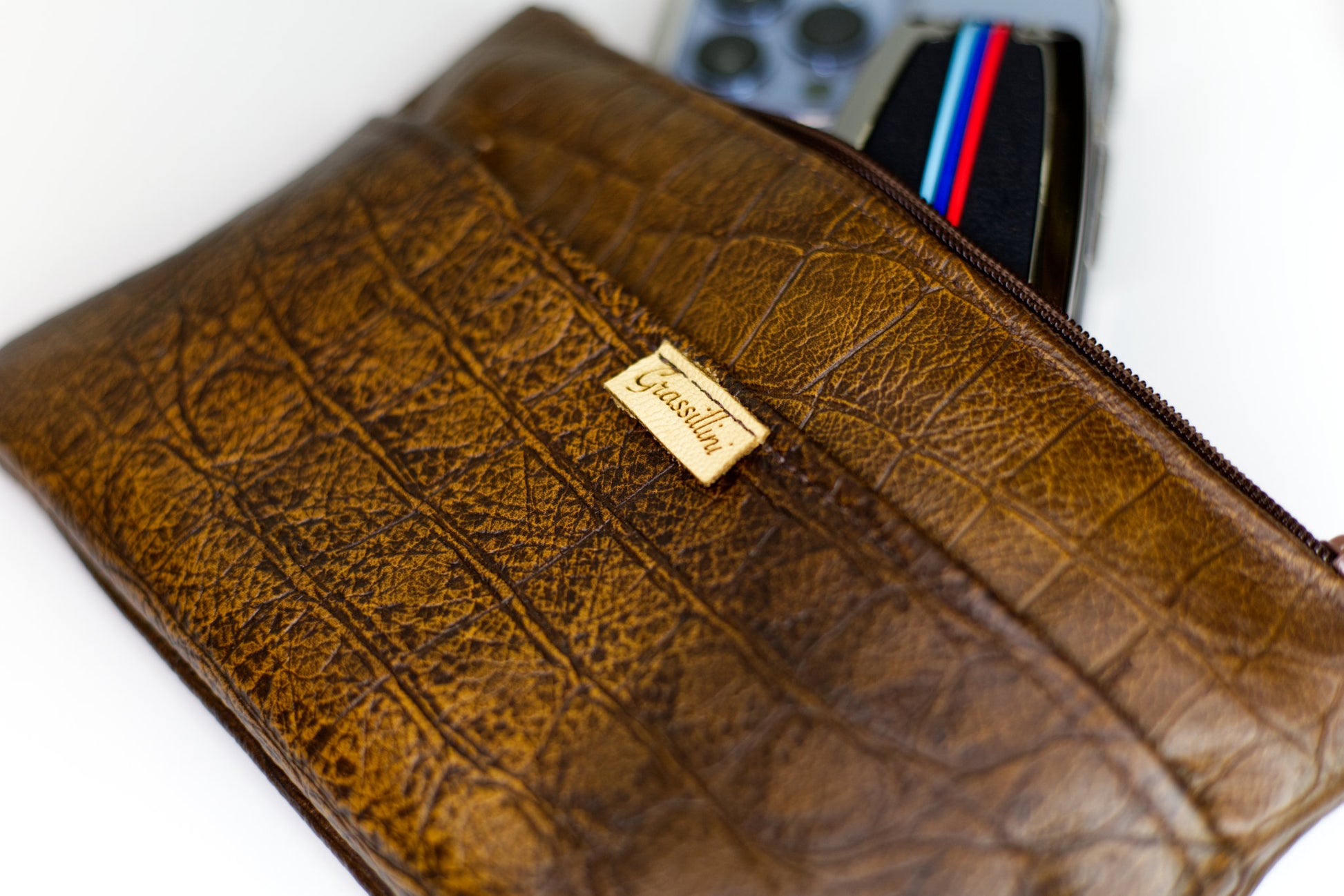 Nine Mile Wristlet brown 5