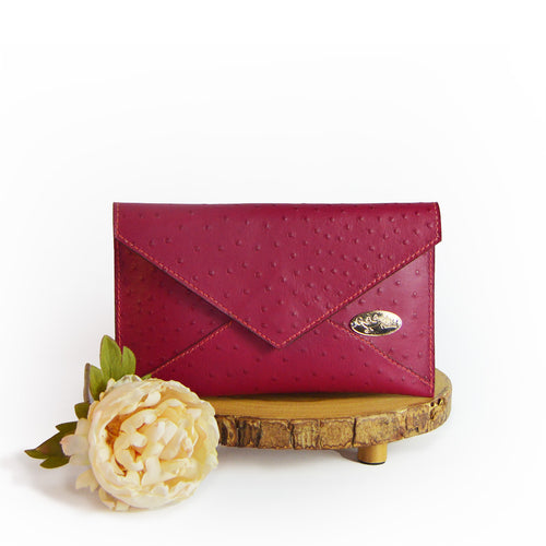 Half Way III Clutch | Magnetic Magenta