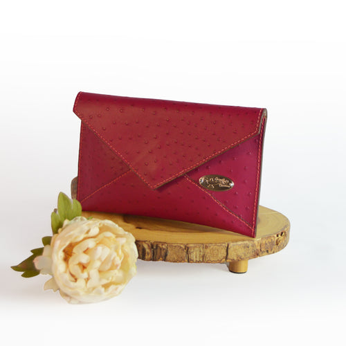 Half Way III Clutch | Magnetic Magenta